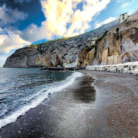 شقة Casa Caterina Deluxe Sorrento Coast ميتا المظهر الخارجي الصورة